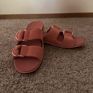 Vionic Women’s Corlee Pink Suede Slide Sandals 6
